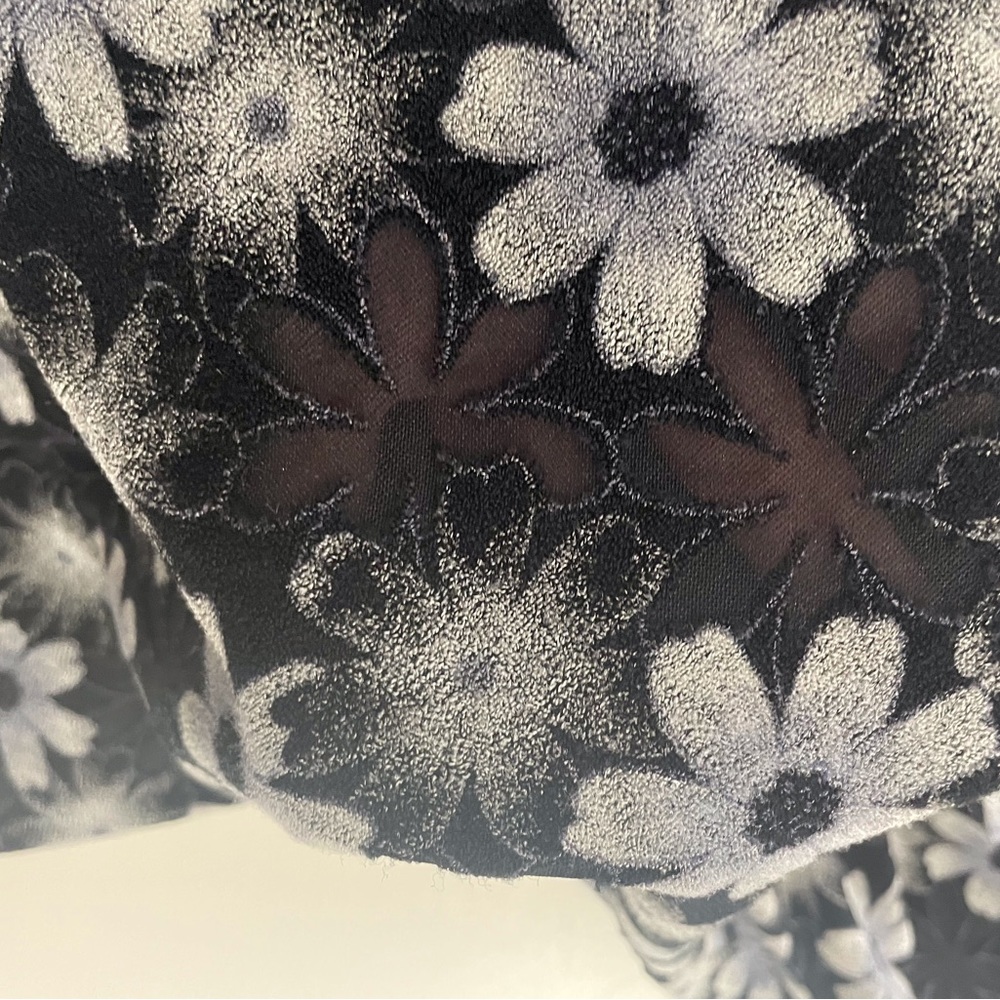 90s Burnout Daisy Print Mini Dress - Picture 6 of 7
